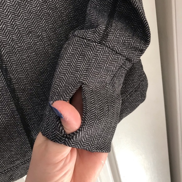 Fleece gray jacket with thumb holes! - Picture 6 of 6